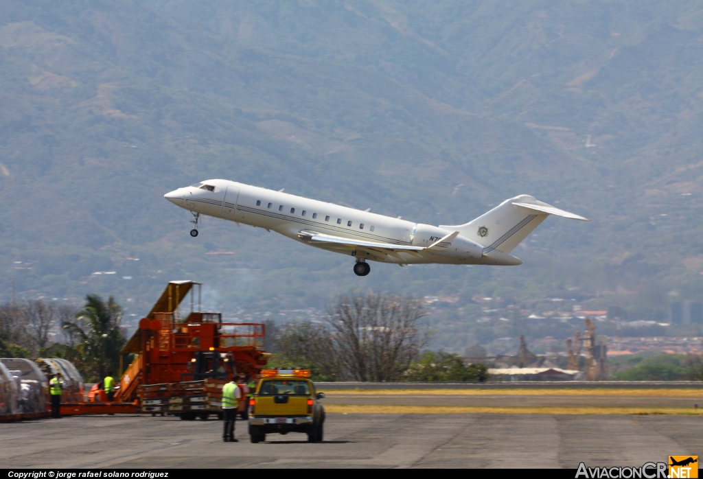 N702LK - Bombardier BD-700-1A11 Global 5000 - Privado