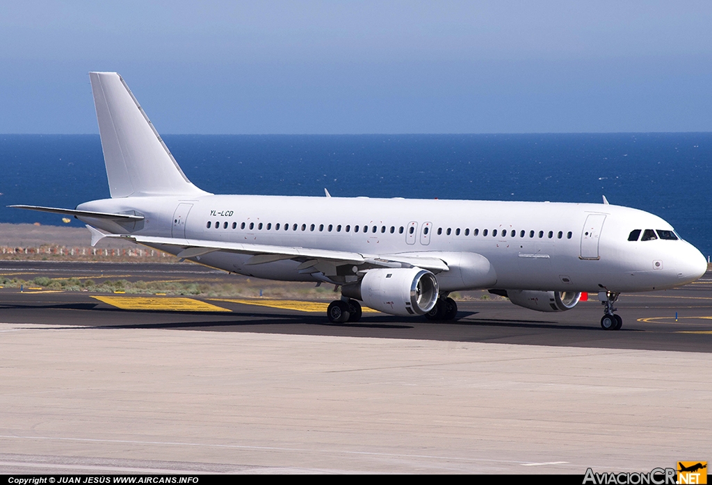 YL-LCD - Airbus A320-211 - SmartLynx Airlines