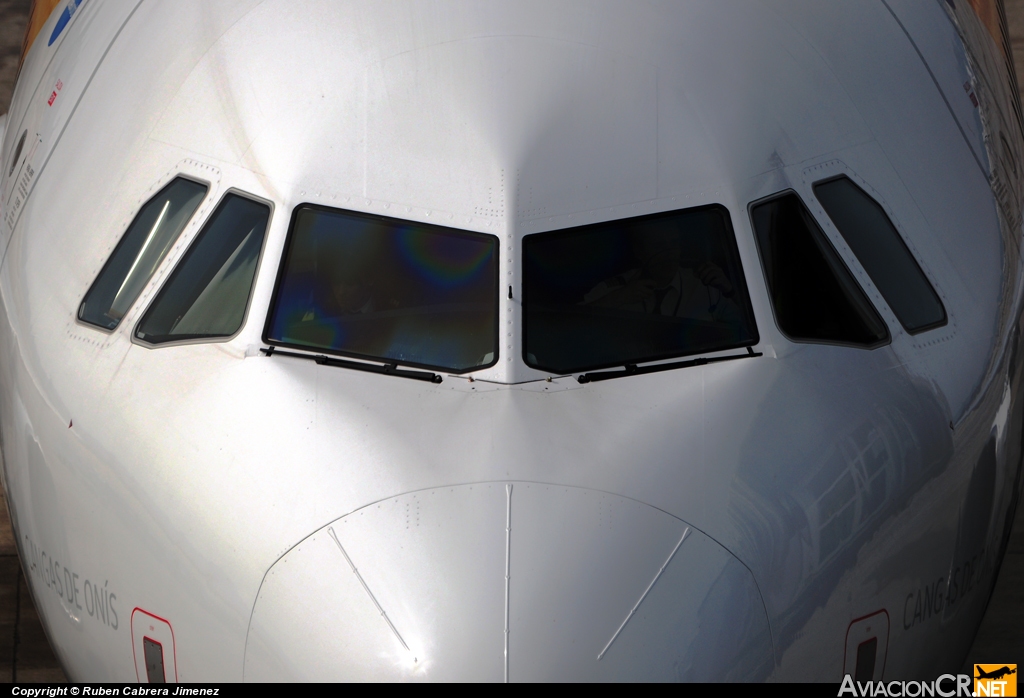 EC-LUL - Airbus A320-216 - Iberia