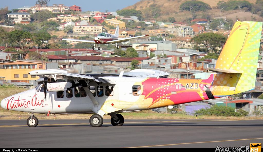 TI-AZD - De Havilland Canada DHC-6-300 Twin Otter - Nature Air