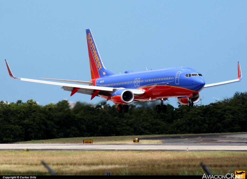 N8327A - Boeing 737-8H4 - Southwest Airlines