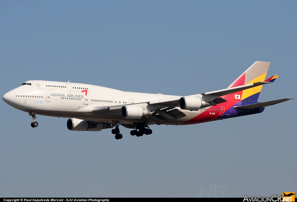 HL7418 - Boeing 747-48E - Asiana