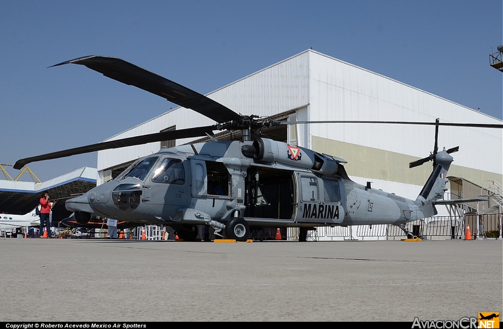 AMHA 302 - Sikorsky UH-60M Black Hawk (S-70A) - Armada de Mexico