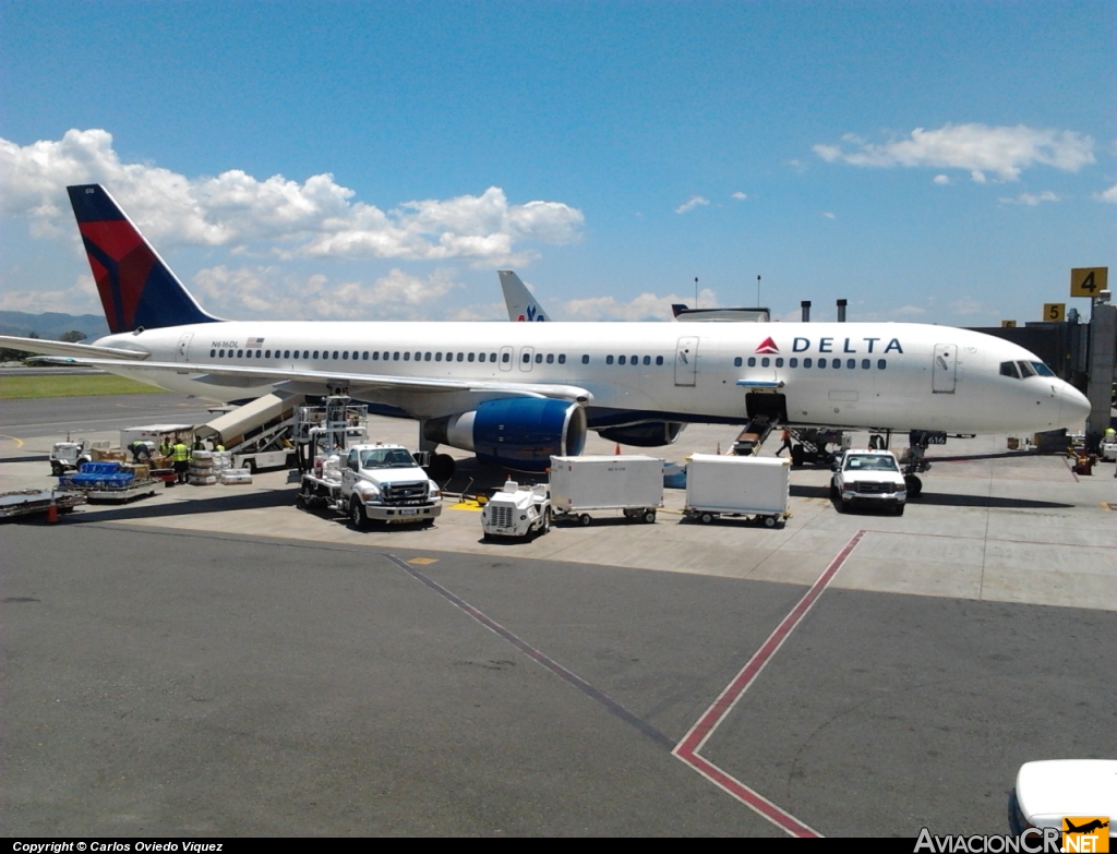 N616DL - Boeing 757-232 - Delta Air Lines