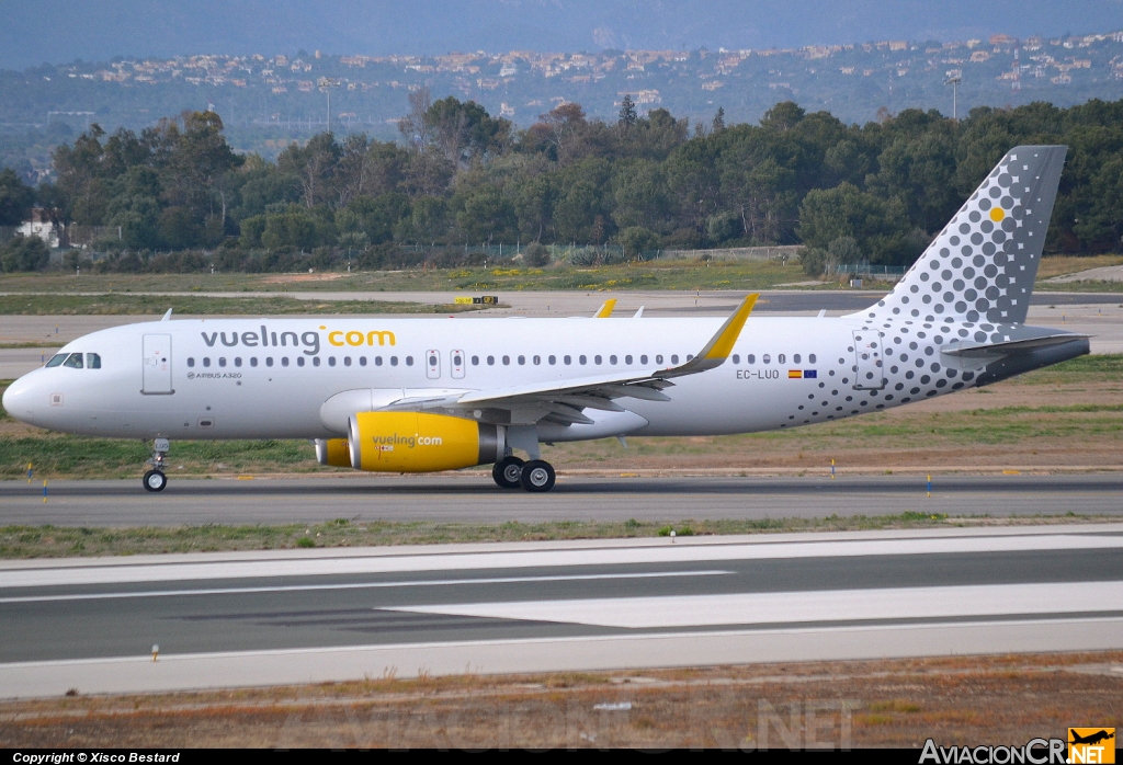 EC-LUO - Airbus A320-214 - Vueling