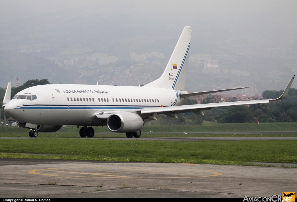 FAC0001 - Boeing 737-74V(BBJ) - Fuerza Aérea Colombiana