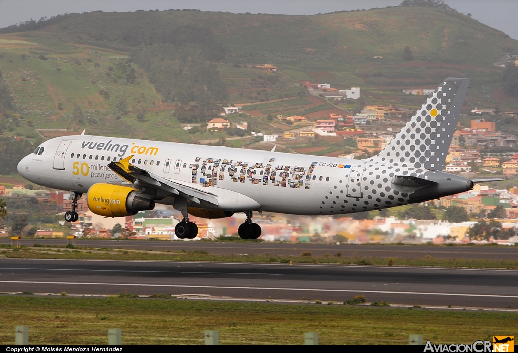 EC-JZQ - Airbus A320-214 - Vueling