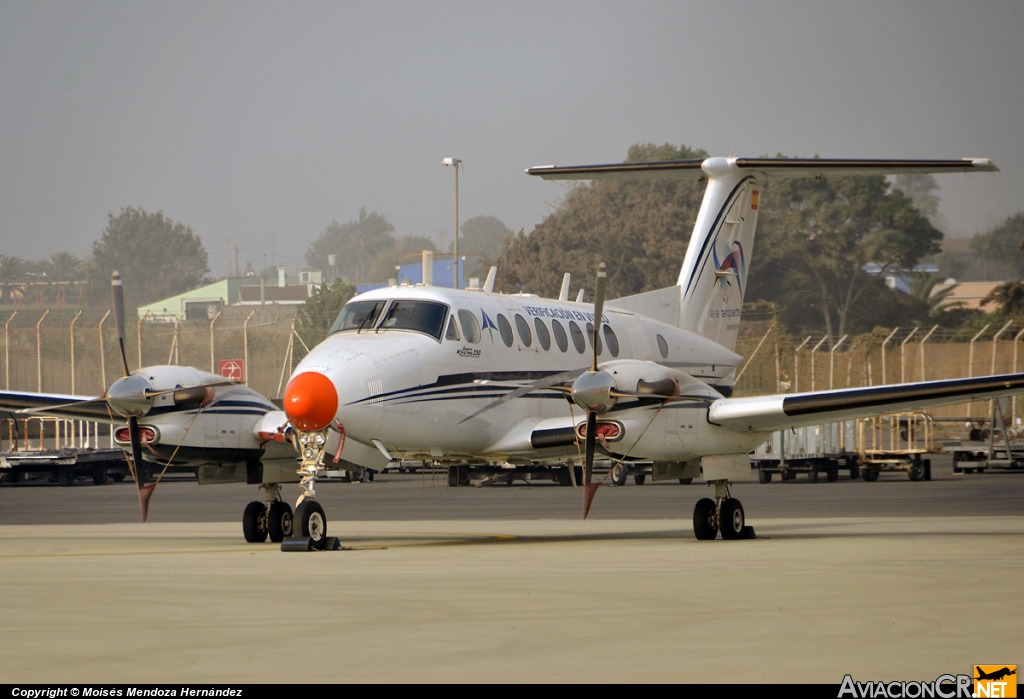 EC-KJQ -  Beech Super King Air 350 (B300) - SENASA