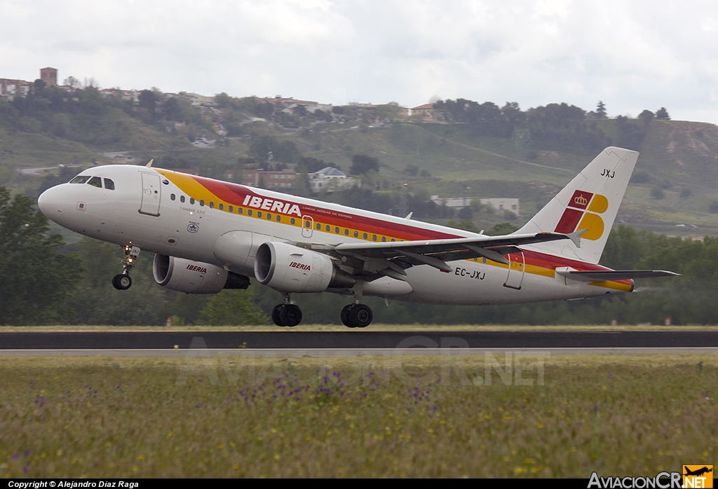 EC-JXJ - Airbus A319-111 - Iberia