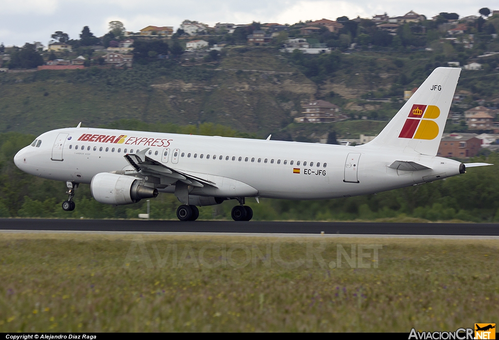 EC-JFG - Airbus A320-214 - Iberia Express