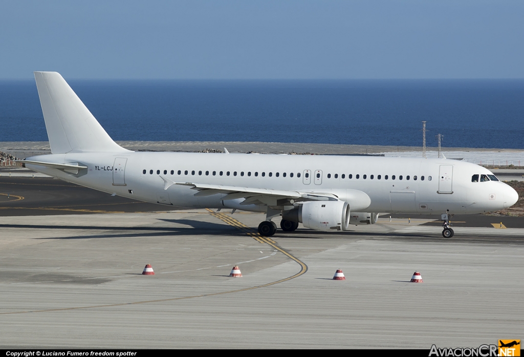 YL-LCJ - Airbus A320-214 - SmartLynx Airlines