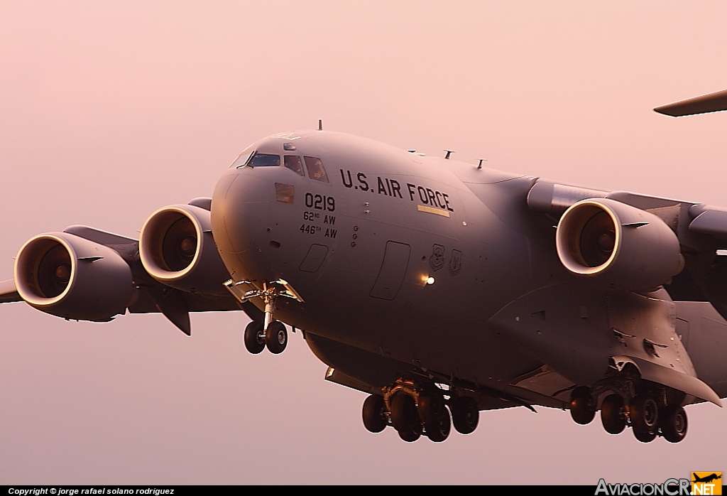 10-0219 - Boeing C-17A Globemaster III - USAF - Fuerza Aerea de EE.UU