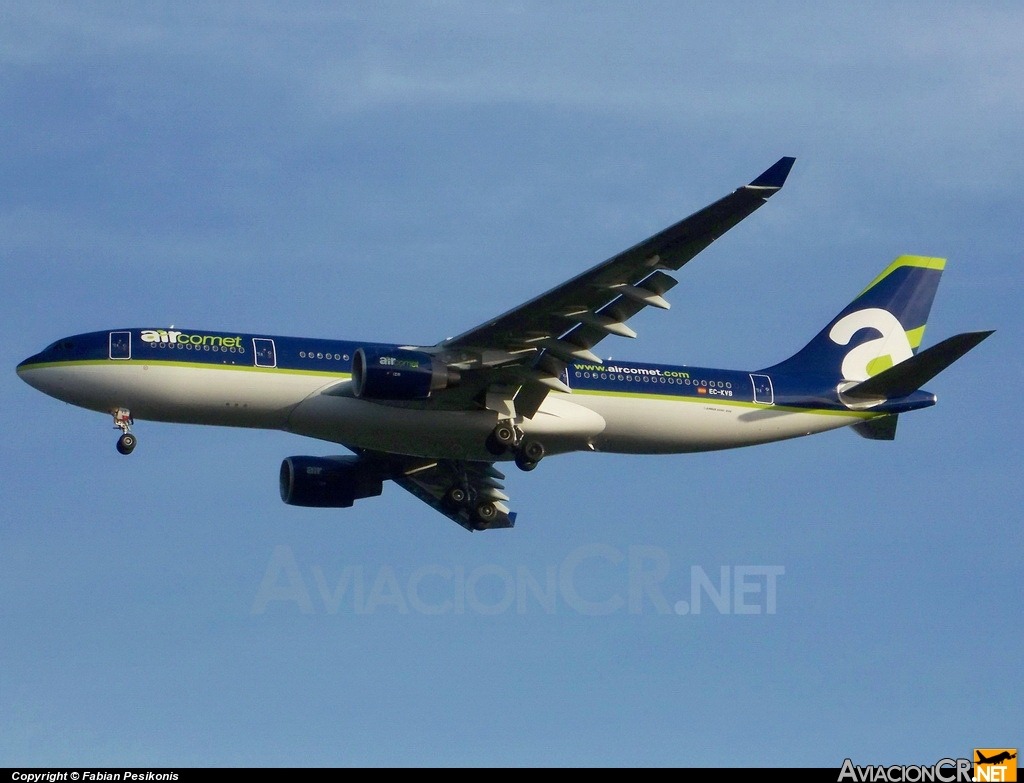 EC-KVS - Airbus A330-223 - Air Comet