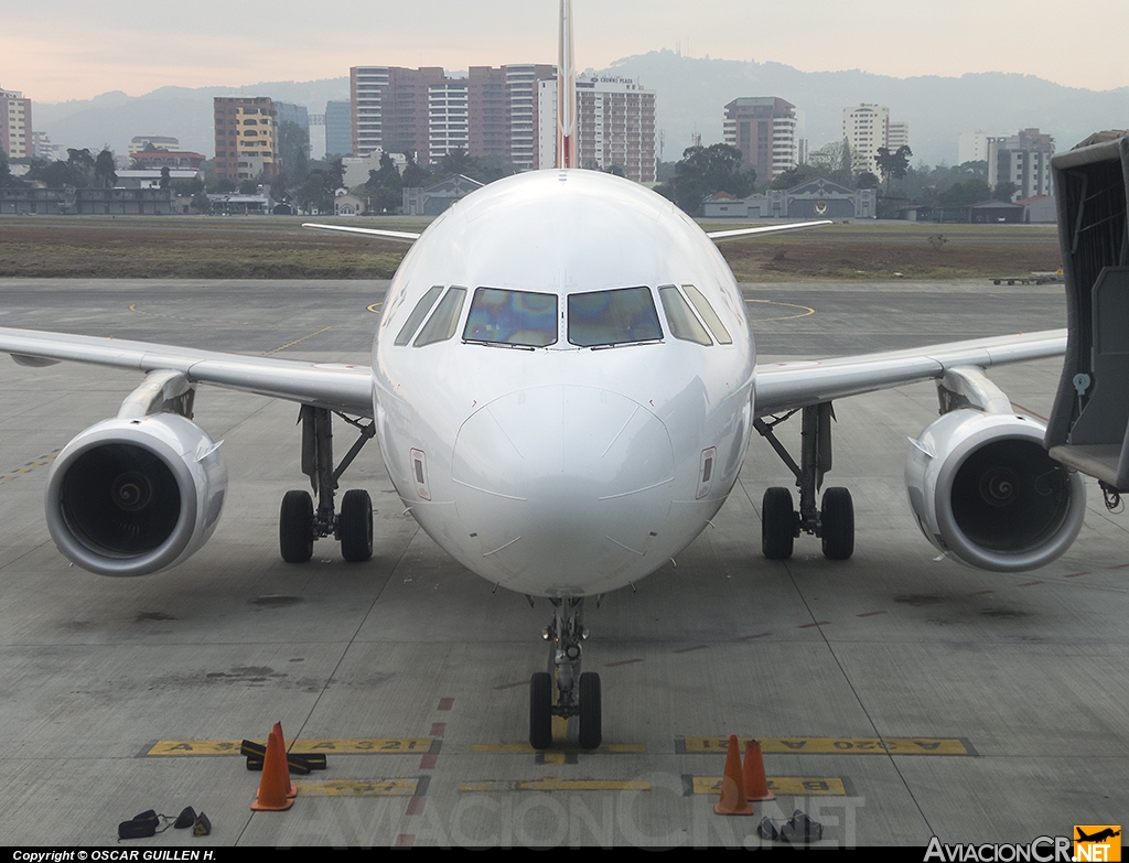 N685TA - Airbus A320-233 - TACA