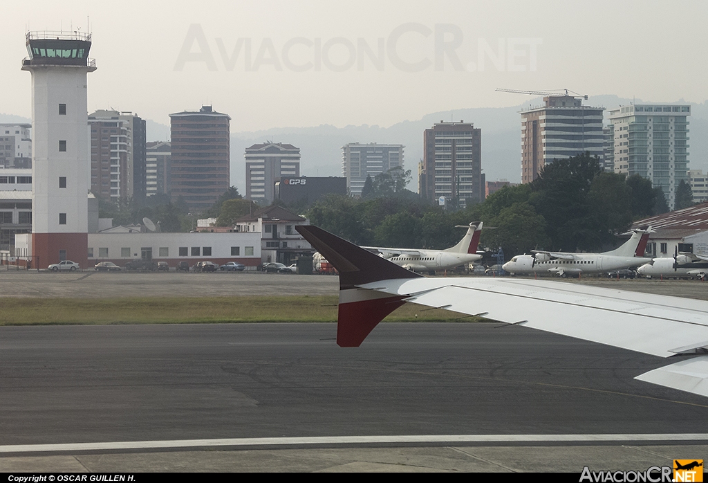 N685TA - Airbus A320-233 - TACA