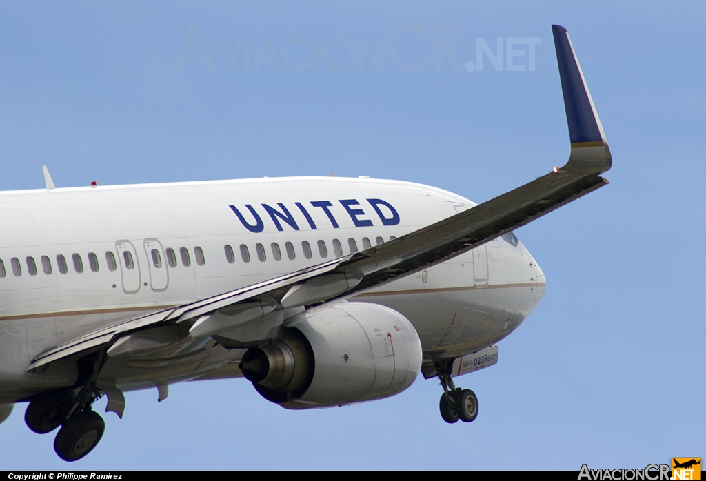 N27239 - Boeing 737-824 - United Airlines