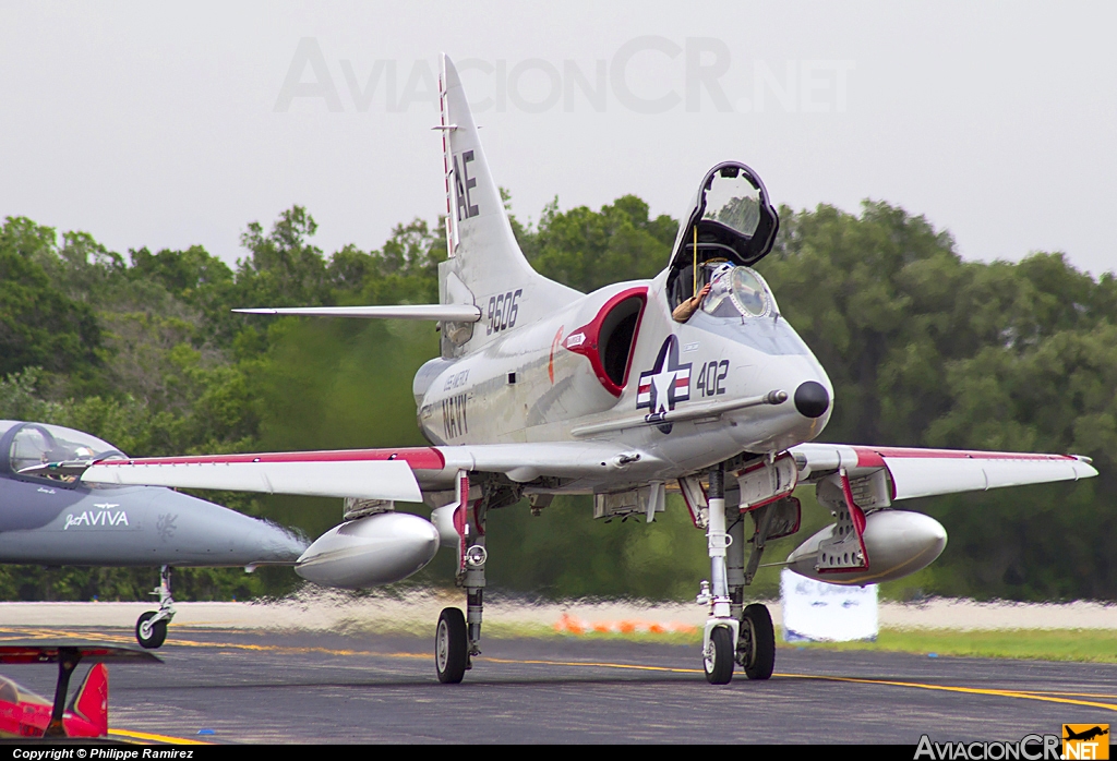 NX2262Z - Douglas A-4C Skyhawk - Privado