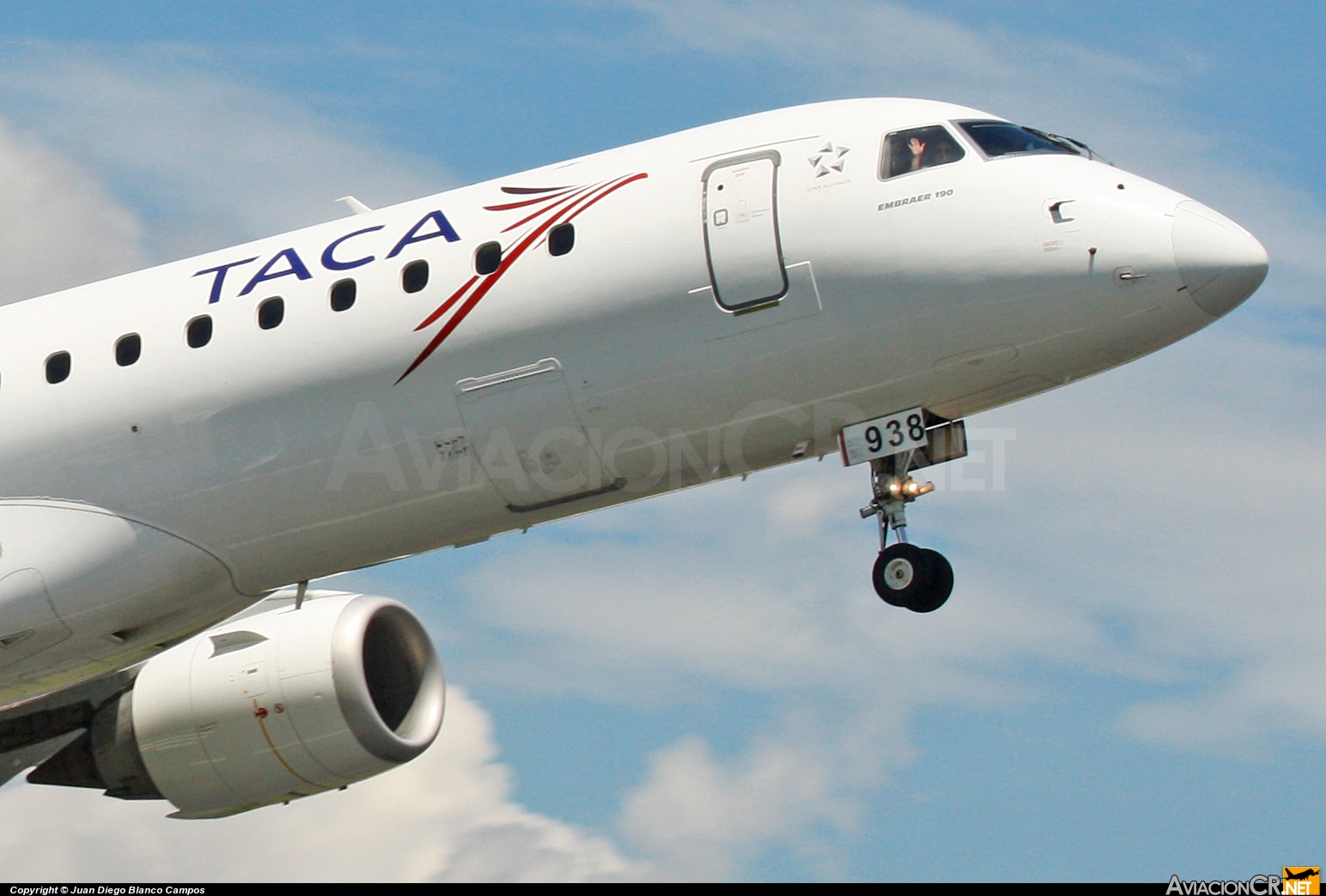 N938TA - Embraer 190-100IGW - TACA