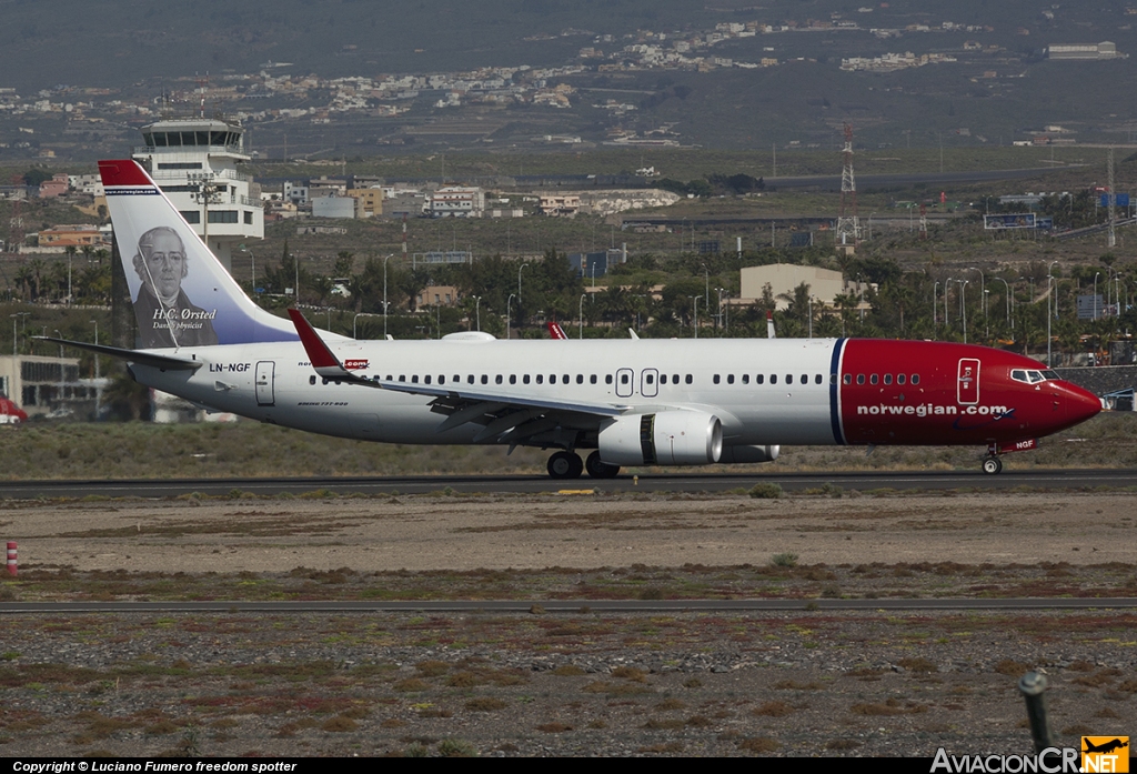 LN-NGF - Boeing 737-8JP - Norwegian Air Shuttle