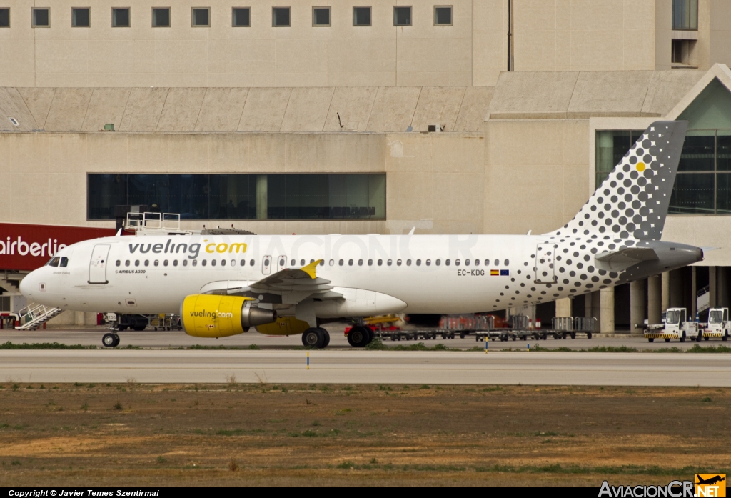 EC-KDG - Airbus A320-214 - Vueling