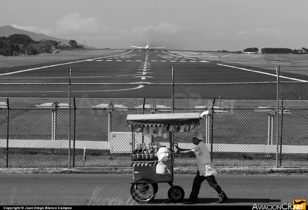 MROC - Lugar de Spotteo - Aeropuerto