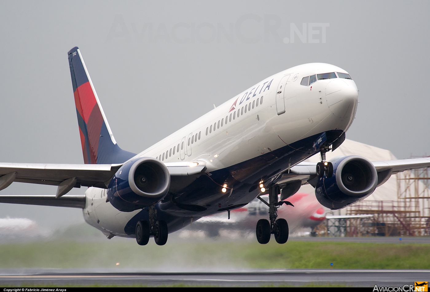 N372DA - Boeing 737-832 - Delta Air Lines