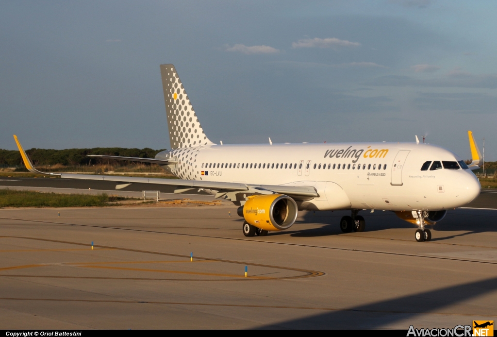 EC-LVU - Airbus A320-214 - Vueling