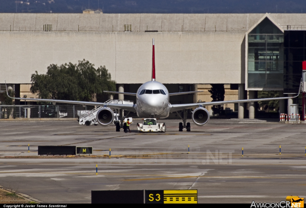 HB-JLT - Airbus A320-214/W - SWISS