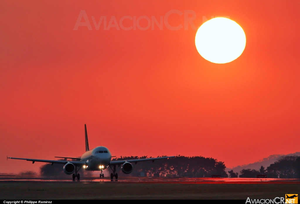 N990TA - Airbus A319-112 - TACA