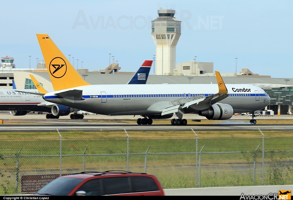 D-ABUM - Boeing 767-31B(ER) - Condor