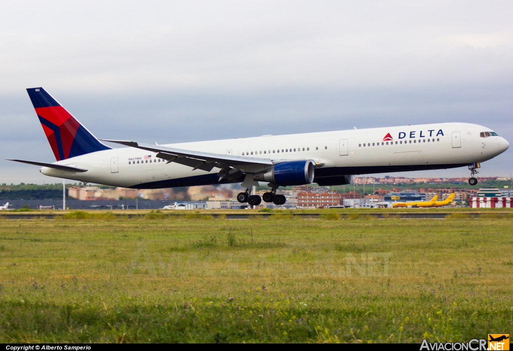 N827MH - Boeing 767-432/ER - Delta Airlines