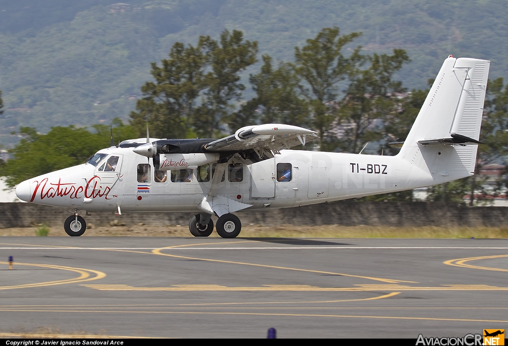 TI-BDZ - De Havilland Canada DHC-6-300 Twin Otter/VistaLiner - Nature Air
