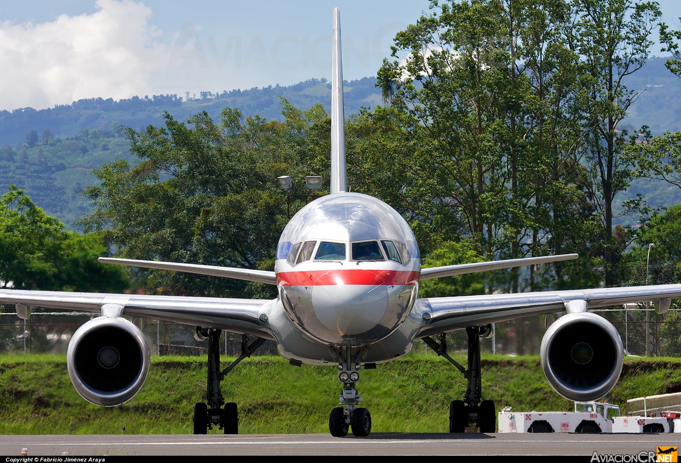 N610AA - Boeing 757-223 - American Airlines