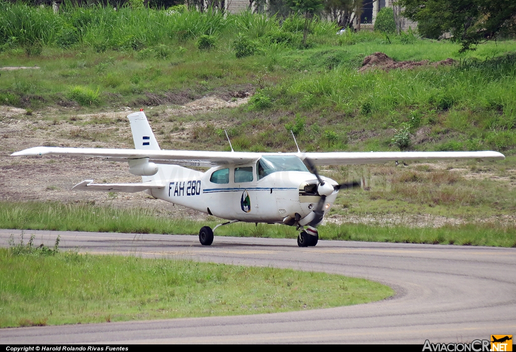 FAH-280 - Cessna T210N Turbo Centurion - Fuerza Aerea Hondureña
