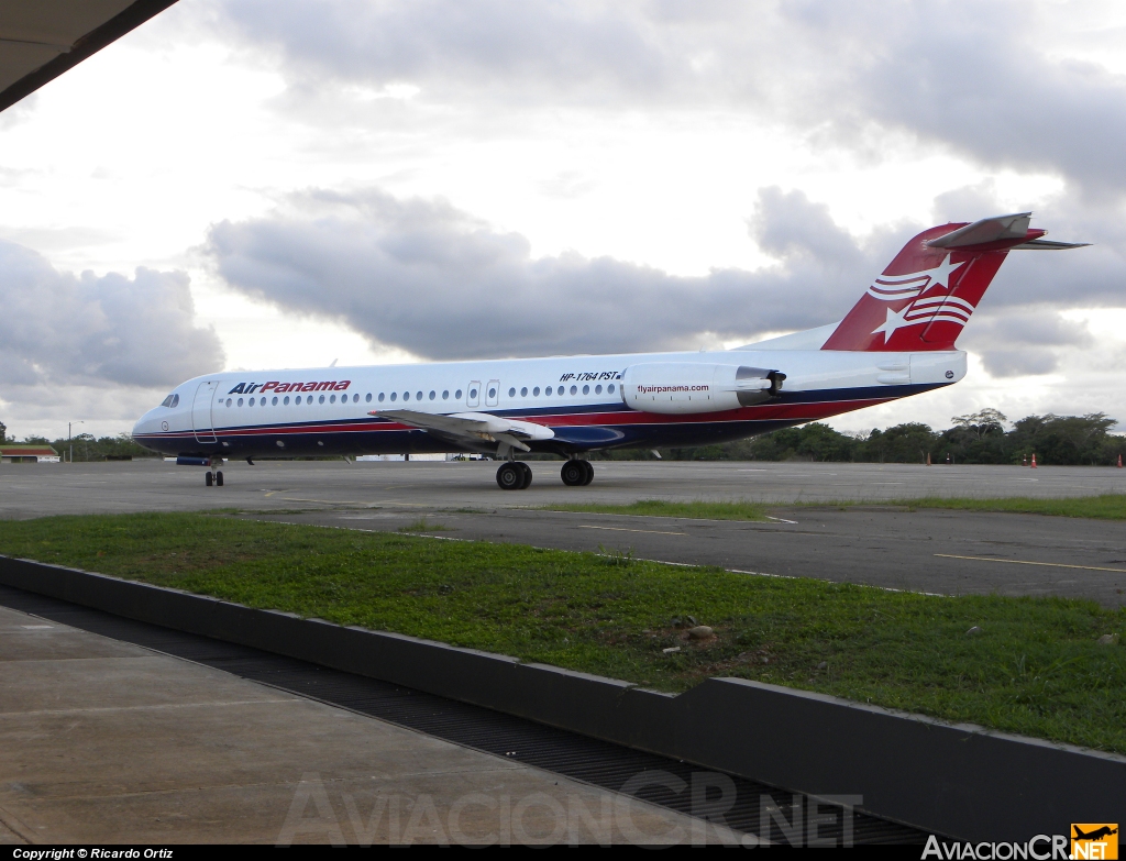 HP-1764 PS - Fokker 100 - Air Panama