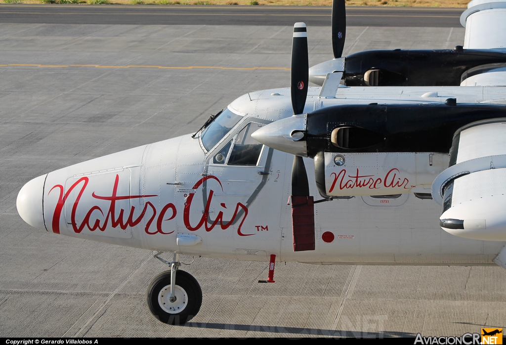 TI-BDZ - De Havilland Canada DHC-6-300 Twin Otter/VistaLiner - Nature Air