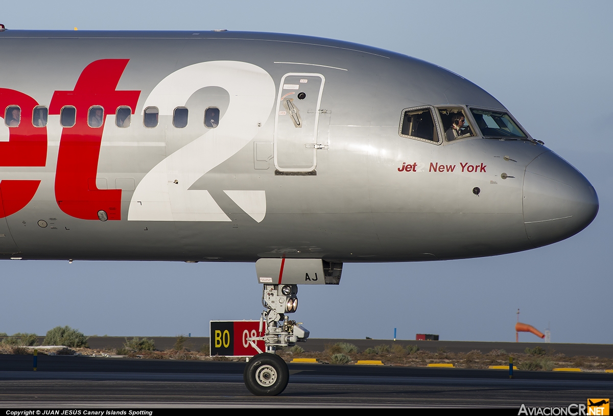G-LSAJ - Boeing 757-236 - Jet2.com