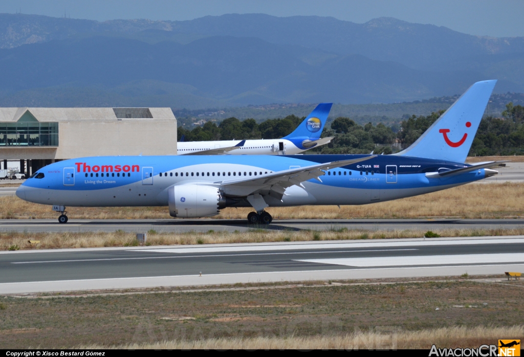 G-TUIA - Boeing 787-8 Dreamliner. - Thomson Airways