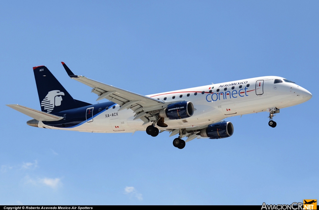 XA-ACX - Embraer ERJ-170-100LR - AeroMexico Connect