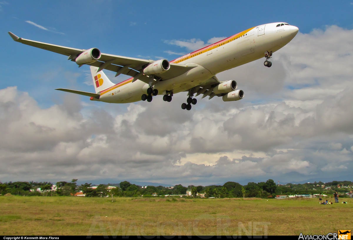 EC-GHX - Airbus A340-313X - Iberia