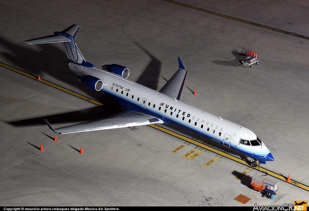 N787SK - Canadair CL-600-2C10 Regional Jet CRJ-700 - United Express (SkyWest Airlines)