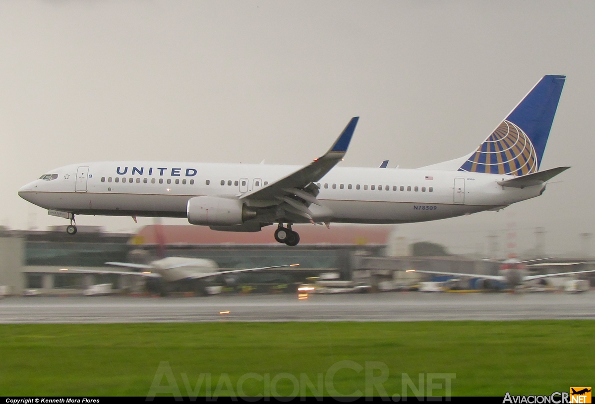 N78509 - Boeing 737-824 - United Airlines