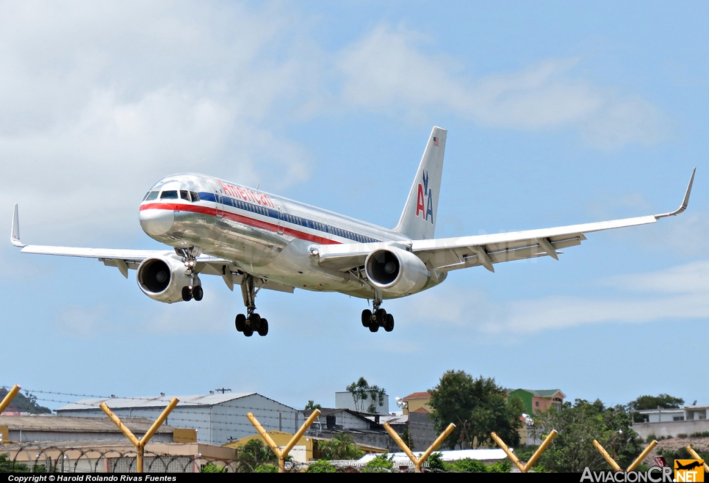 N624AA - Boeing 757-223 - American Airlines