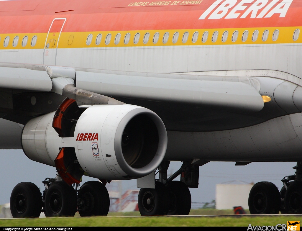 EC-IDF - Airbus A340-313X - Iberia
