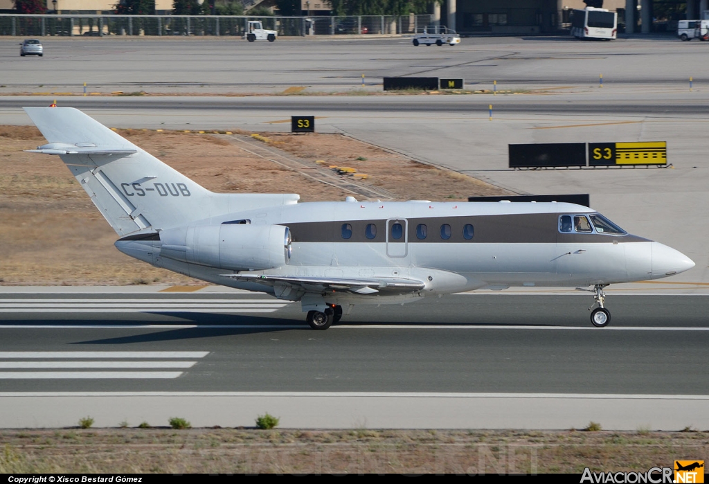 CS-DUB - Hawker Beechcraft 750 - NetJets Europe