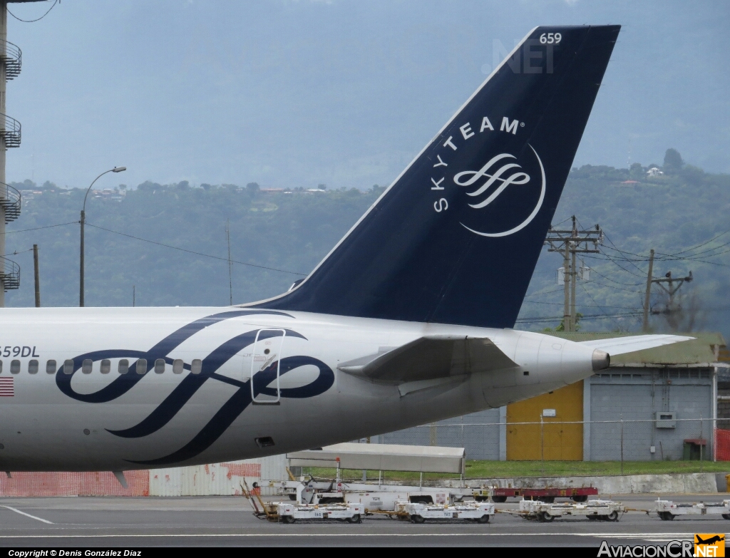 N659DL - Boeing 757-232 - Delta Air Lines