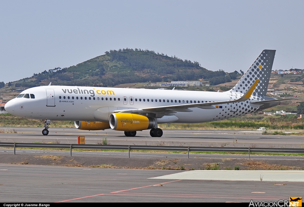 EC-LVS - Airbus A320-232 - Vueling