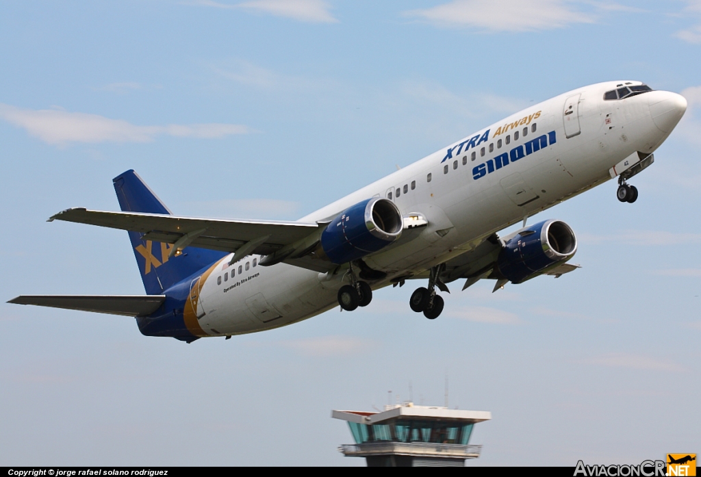 N42XA - Boeing 737-429 - Xtra Airways