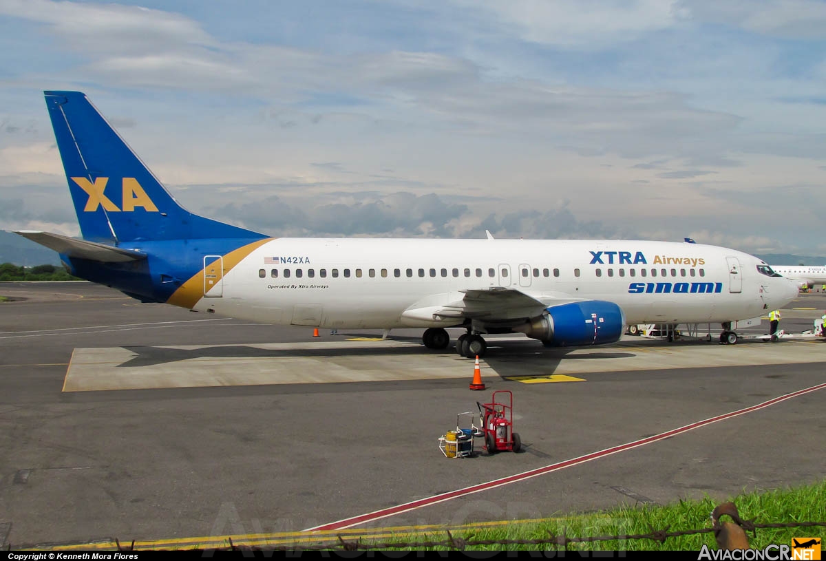 N42XA - Boeing 737-429 - Xtra Airways