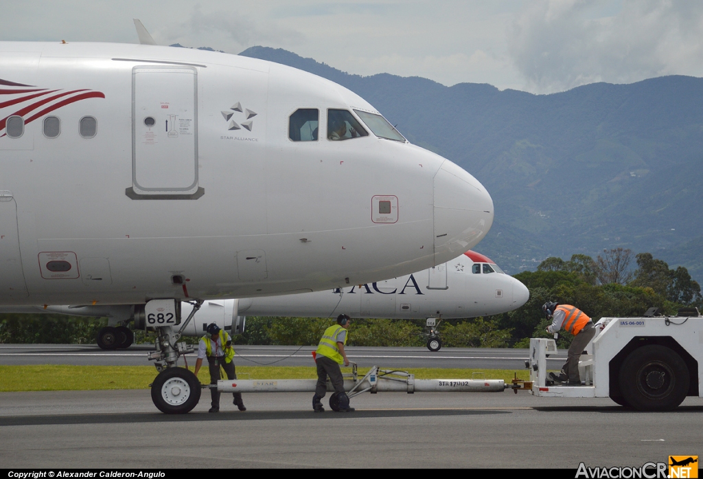 N682TA - Airbus A320-233 - TACA